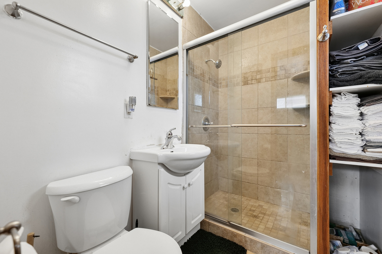 4437 W 100th Street