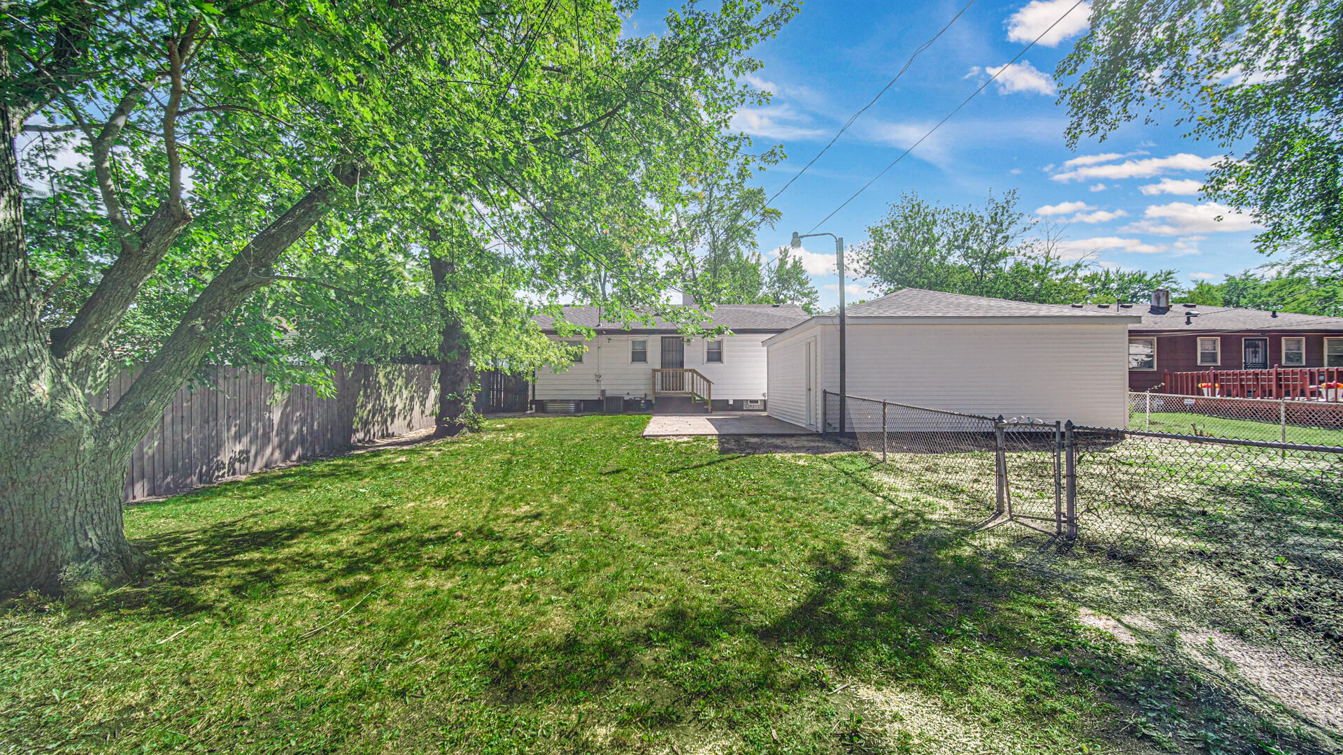 4440 E 13th Place