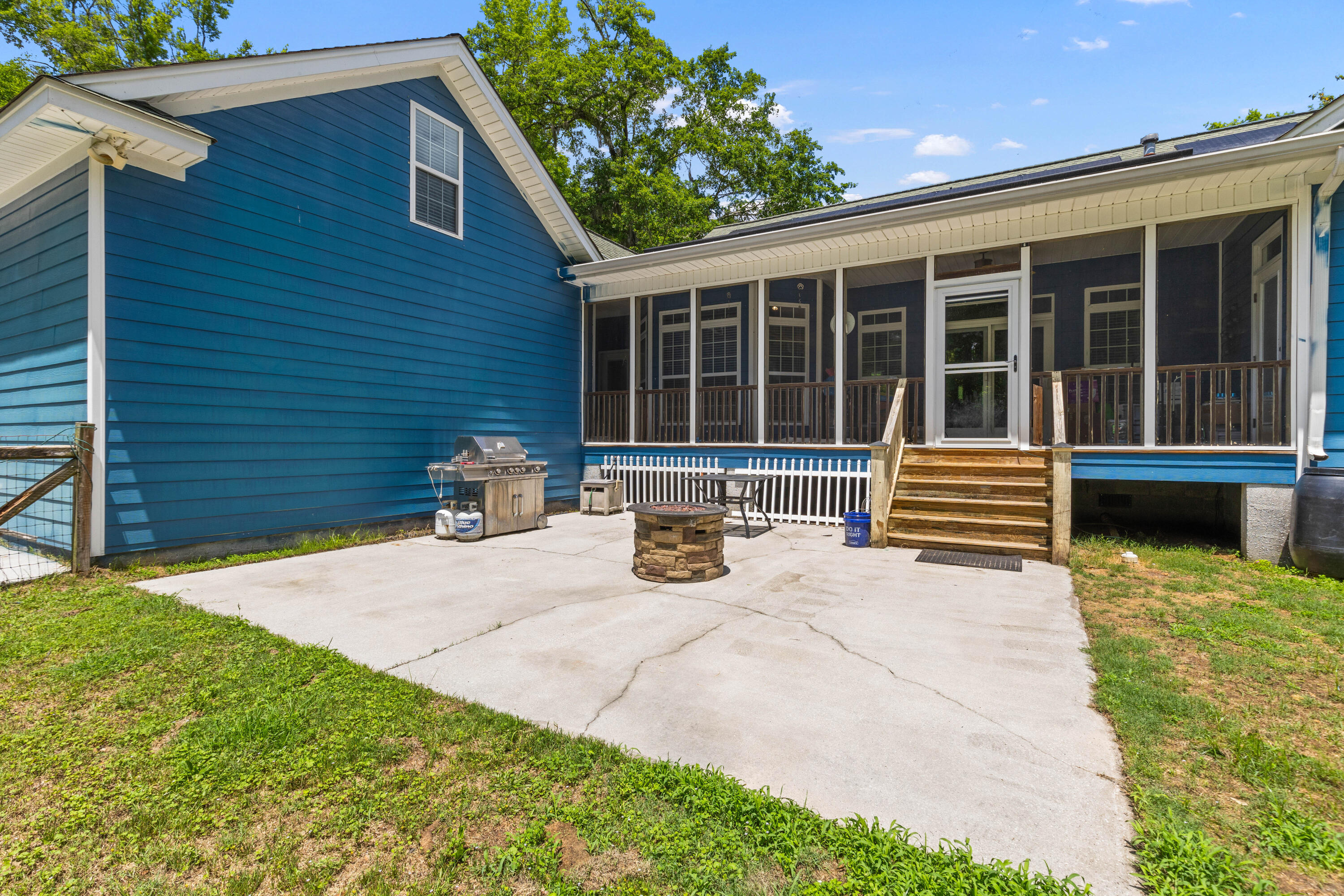 6035 Bay Pond Road