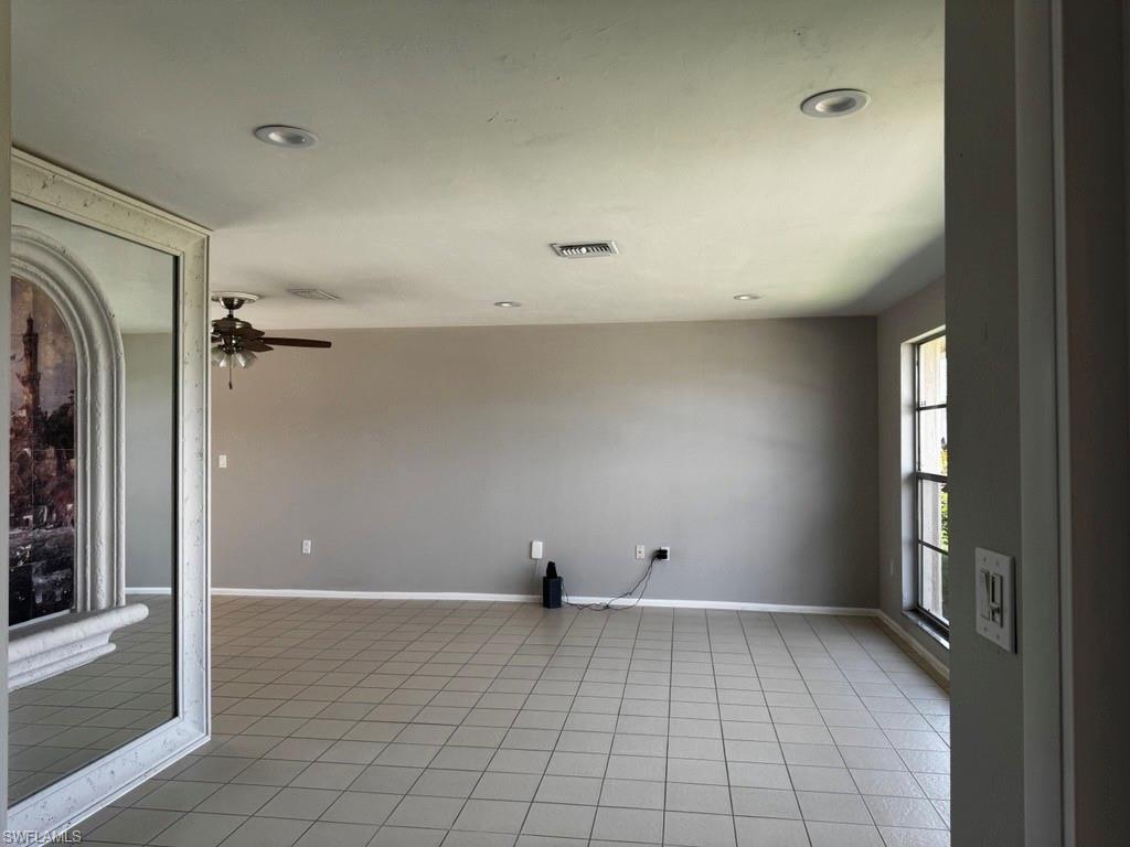 218 Dent DR