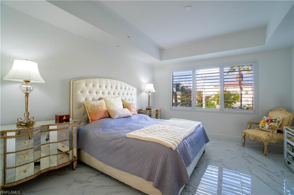 1125 Central AVE 279