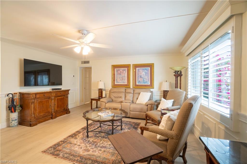 388 4th AVE S 388