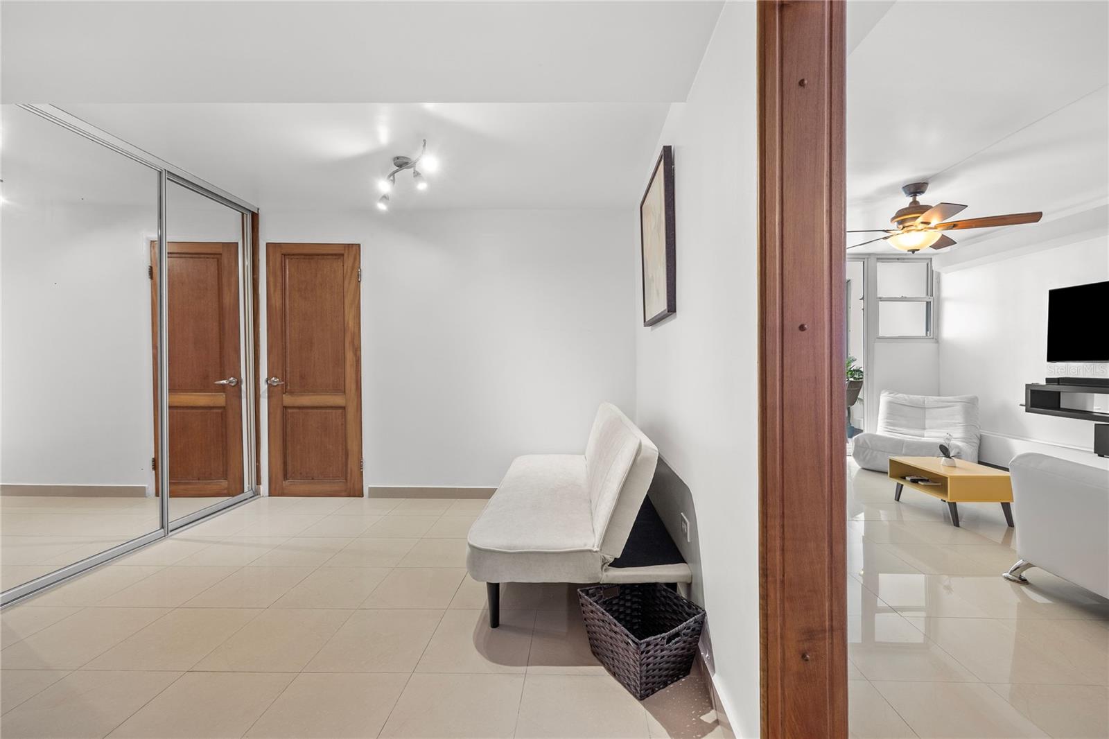 14 CALLE MARSEILLES #3D