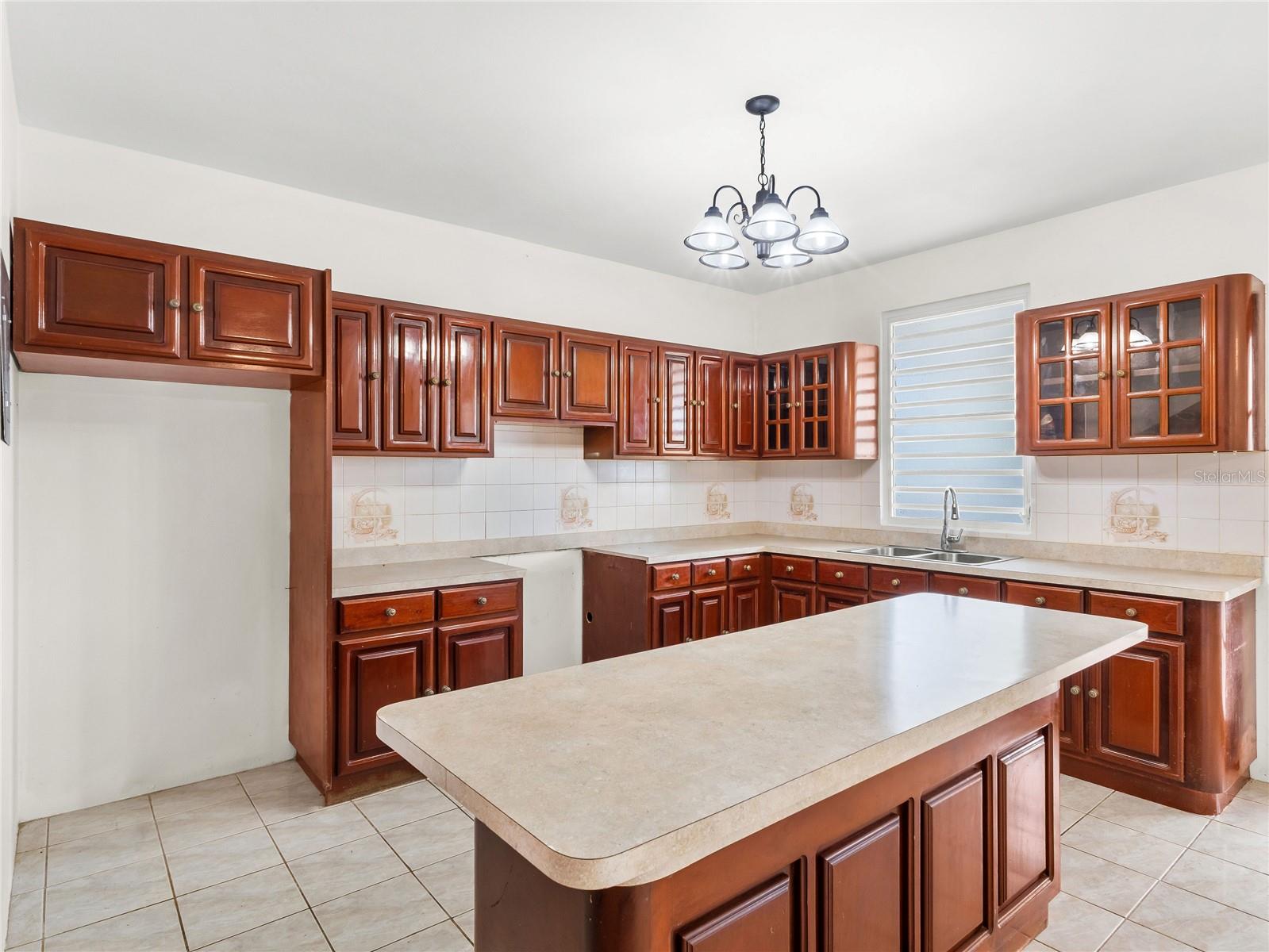 18 carr 2 km 122.3 VILLA ESTELA