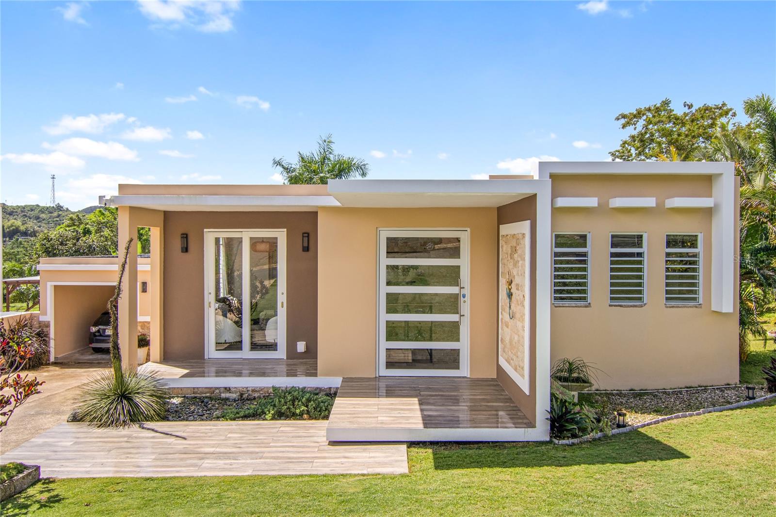 757 KM 1.7 INT LOT 4 LA CEIBA POLLOS WARD