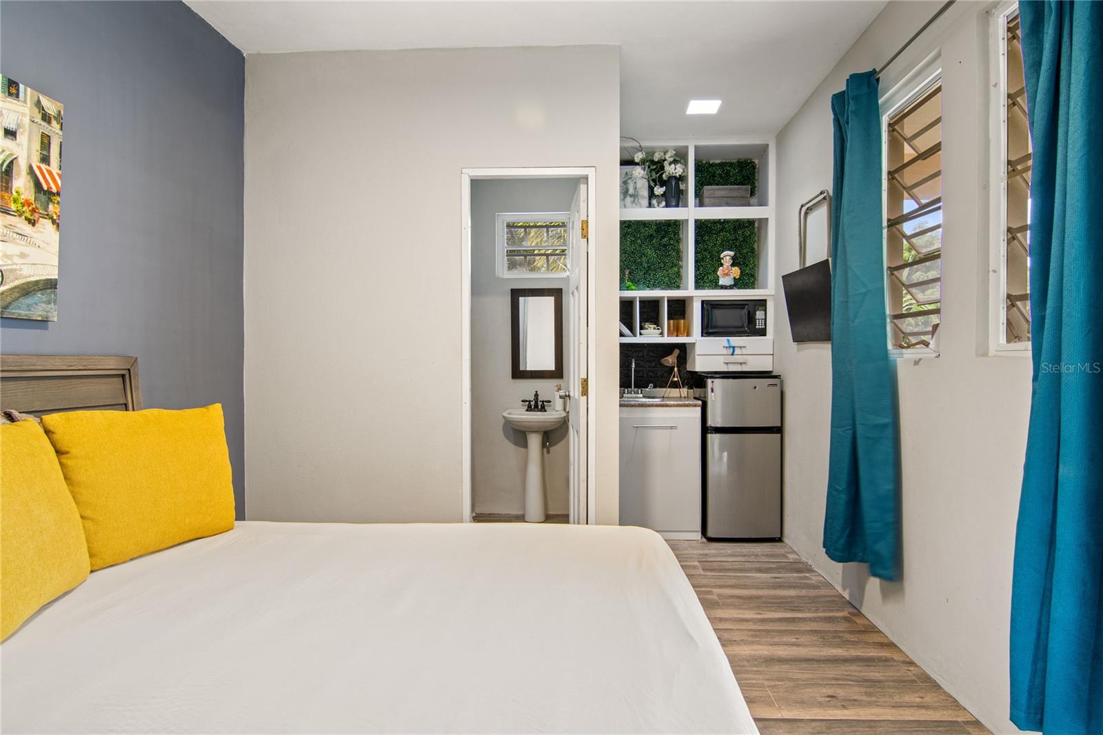 757 KM 1.7 INT LOT 4 LA CEIBA POLLOS WARD