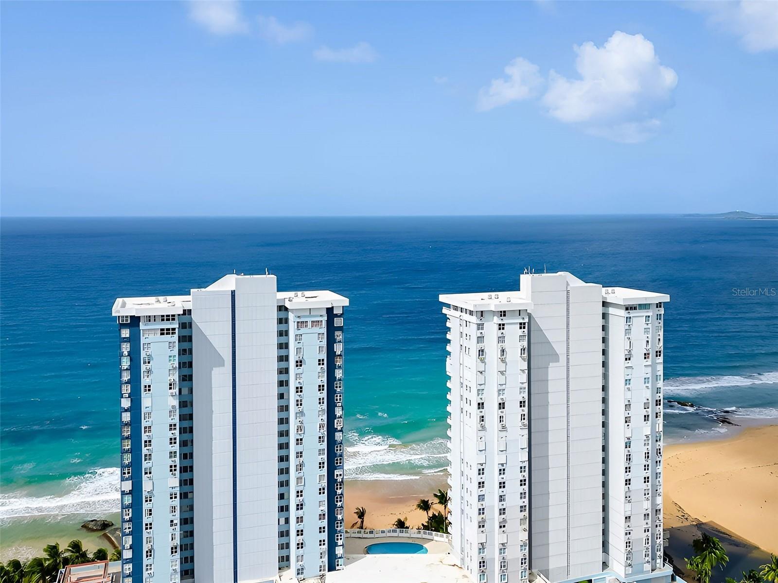 CONDOMINIO SANDY HILLS W #19B
