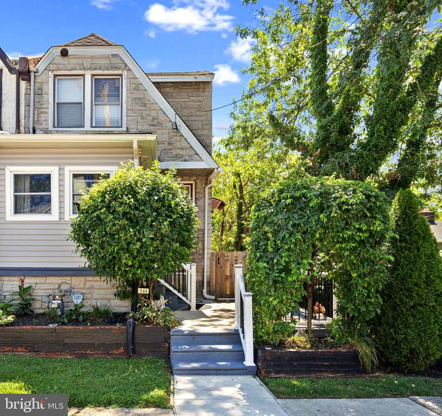 144 FAIRVIEW AVENUE