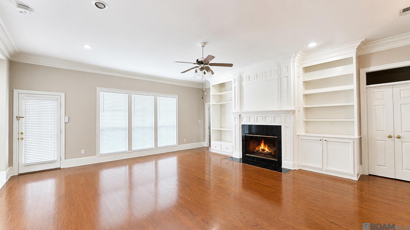 30125 Oak Shadow Dr