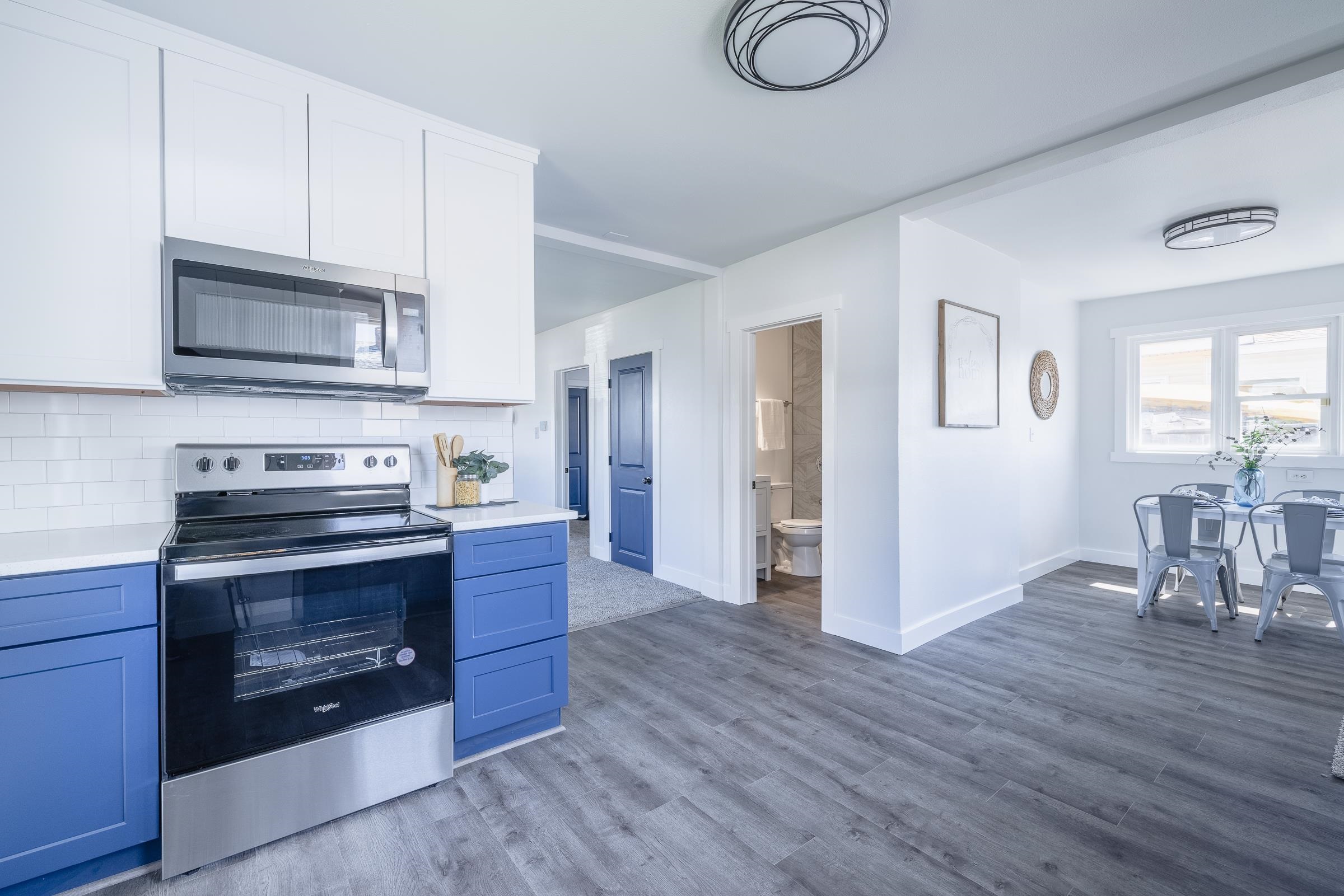 2127 E South Crescent Ave