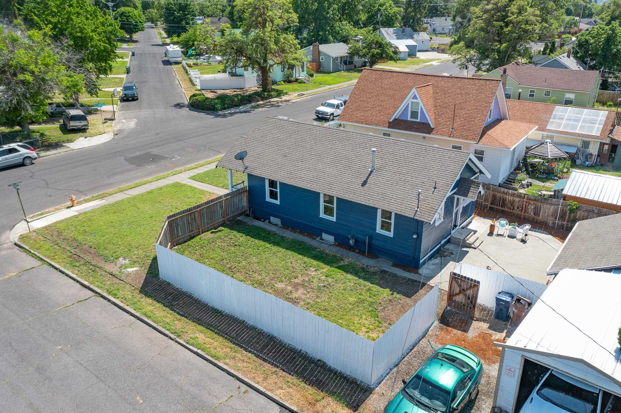 2127 E South Crescent Ave