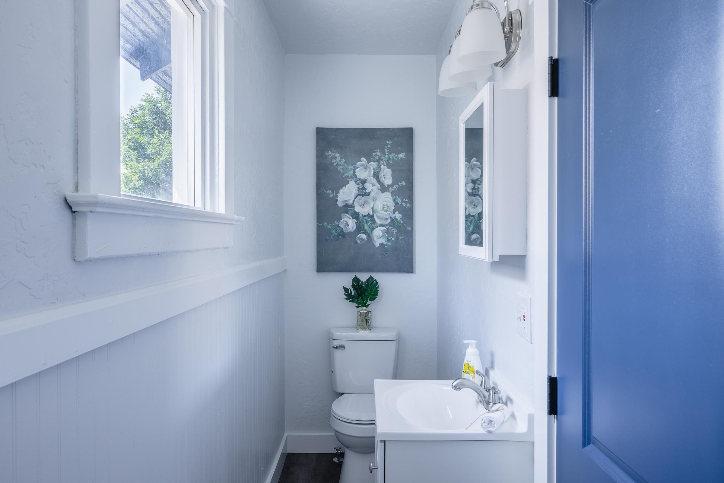 2127 E South Crescent Ave