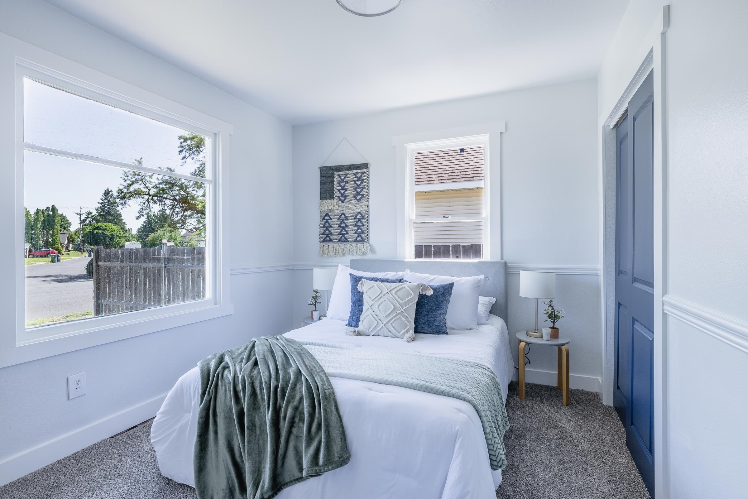 2127 E South Crescent Ave