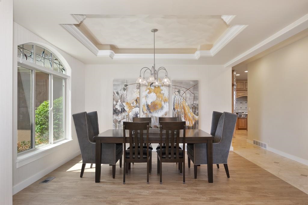 4908 N Indian Bluff Ln