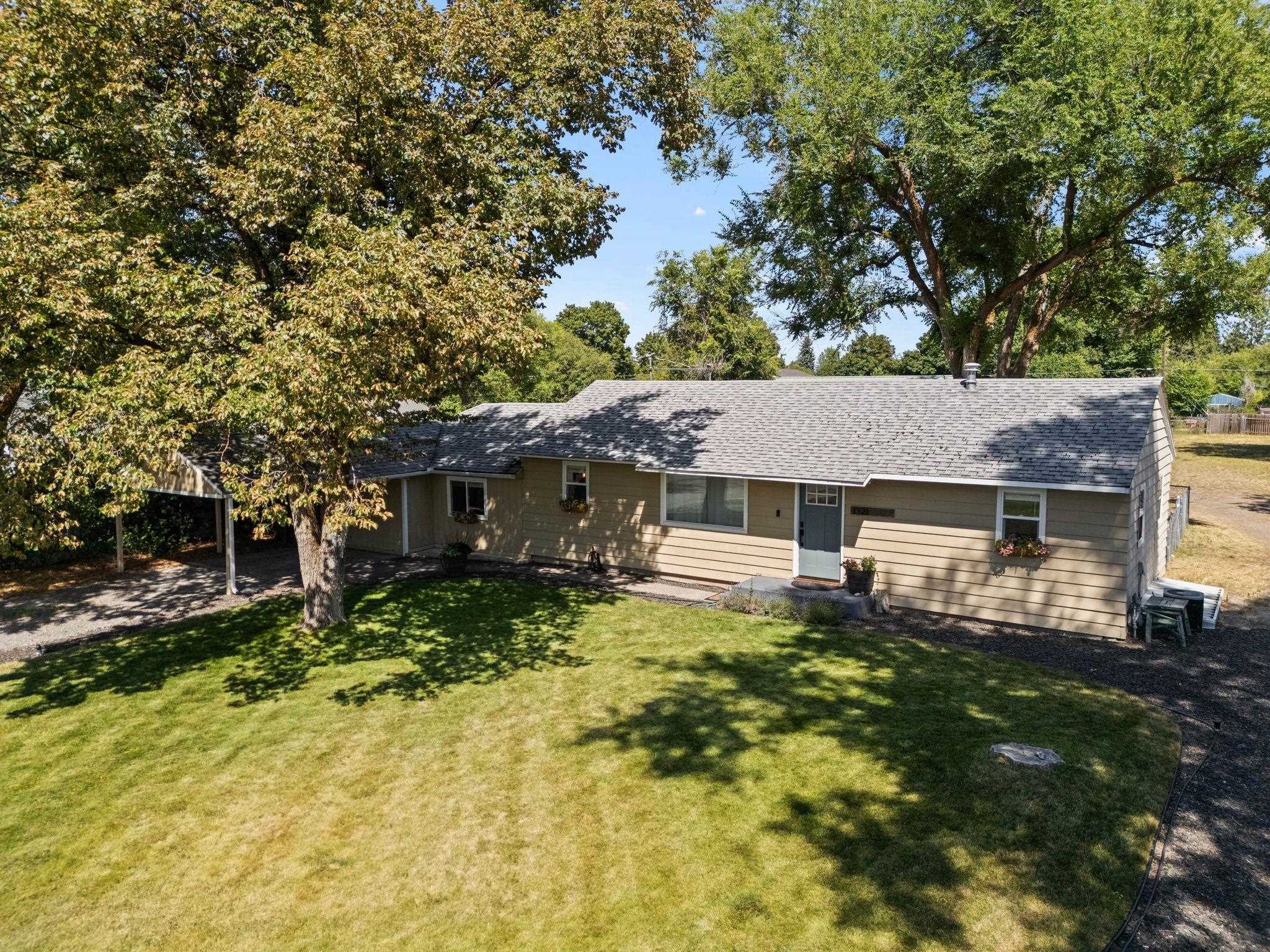 1321 S Pierce Rd