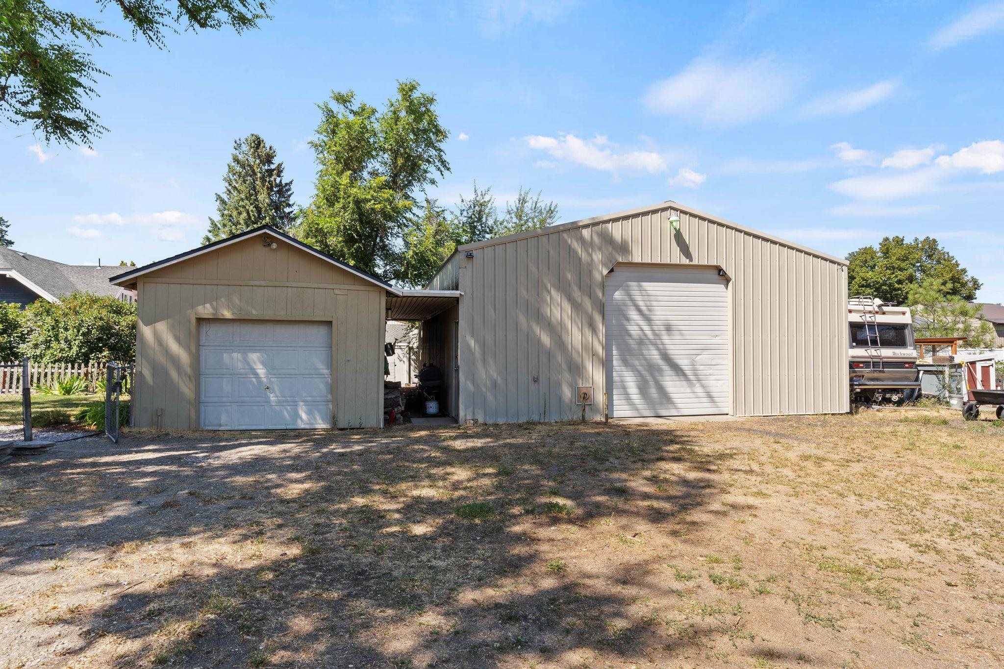 1321 S Pierce Rd