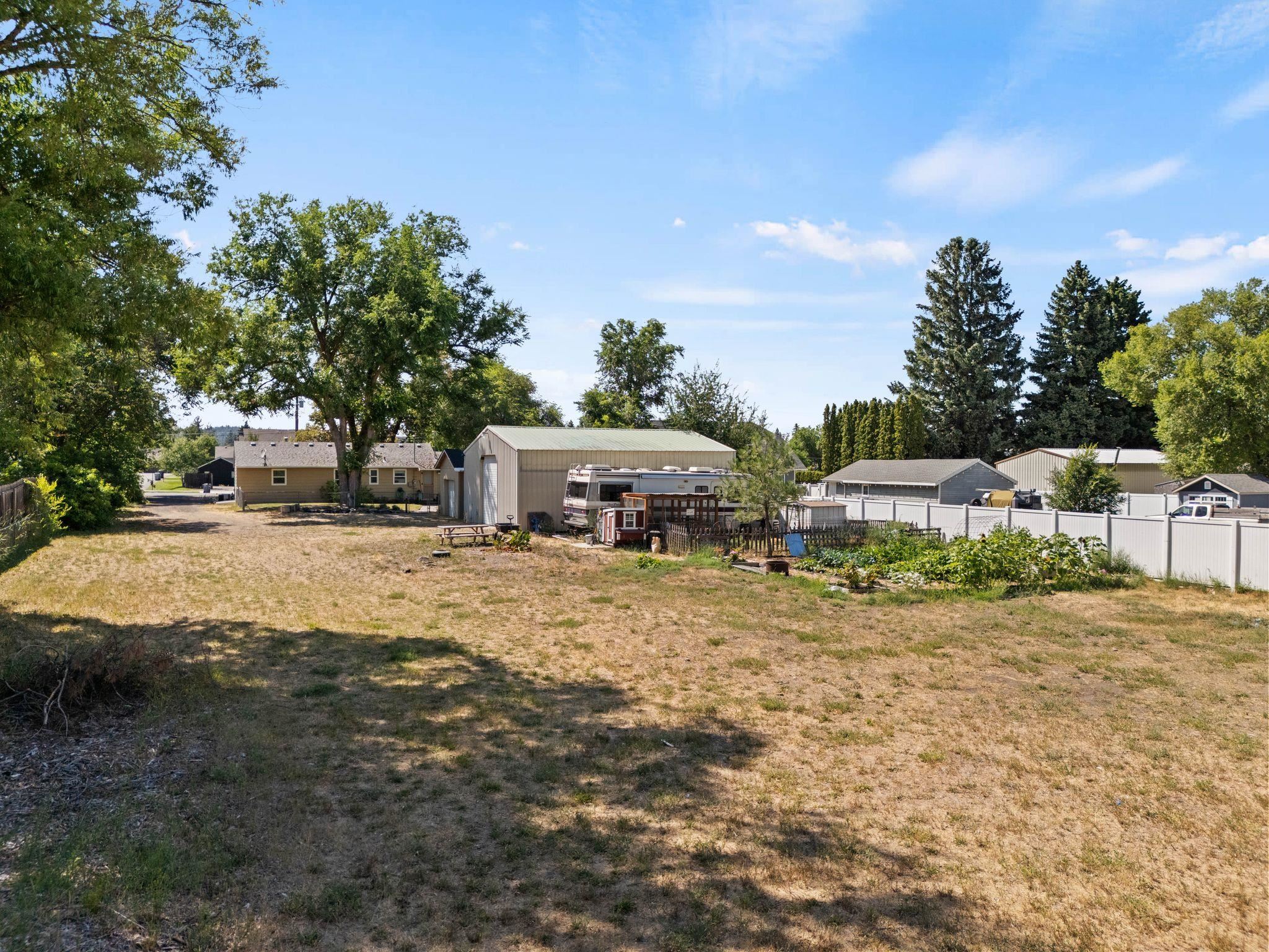 1321 S Pierce Rd