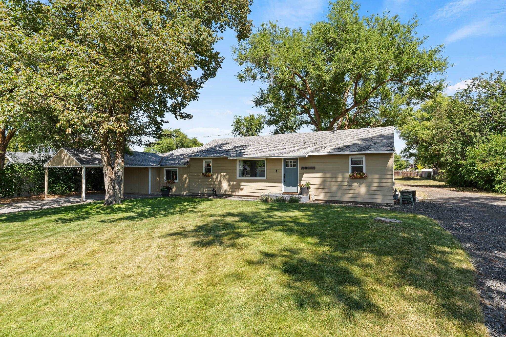 1321 S Pierce Rd