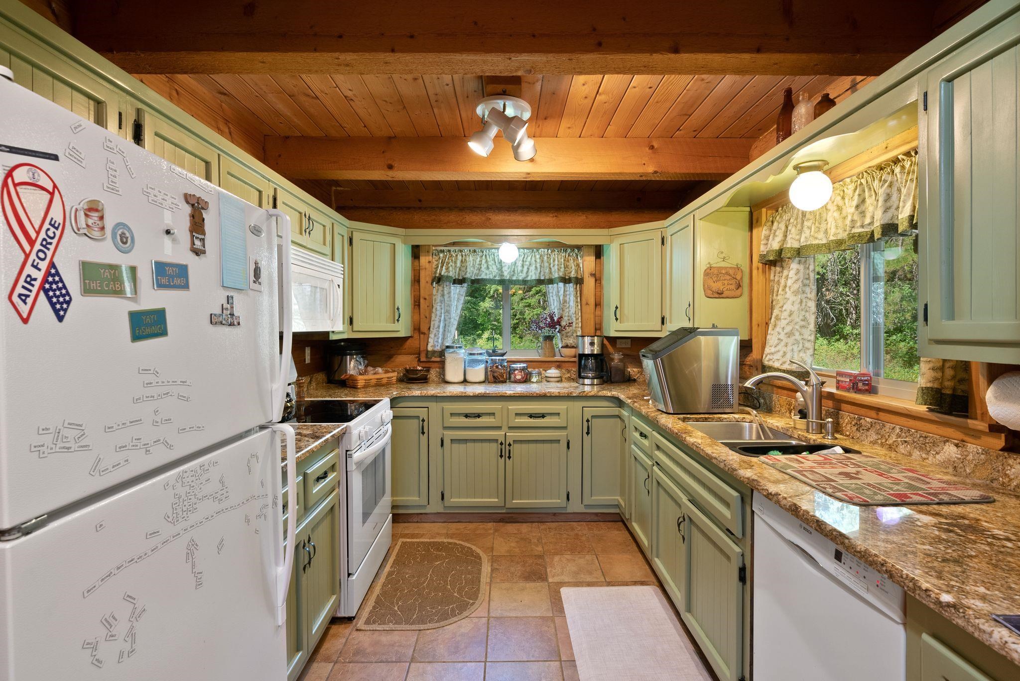 242 Crystal Shores Dr