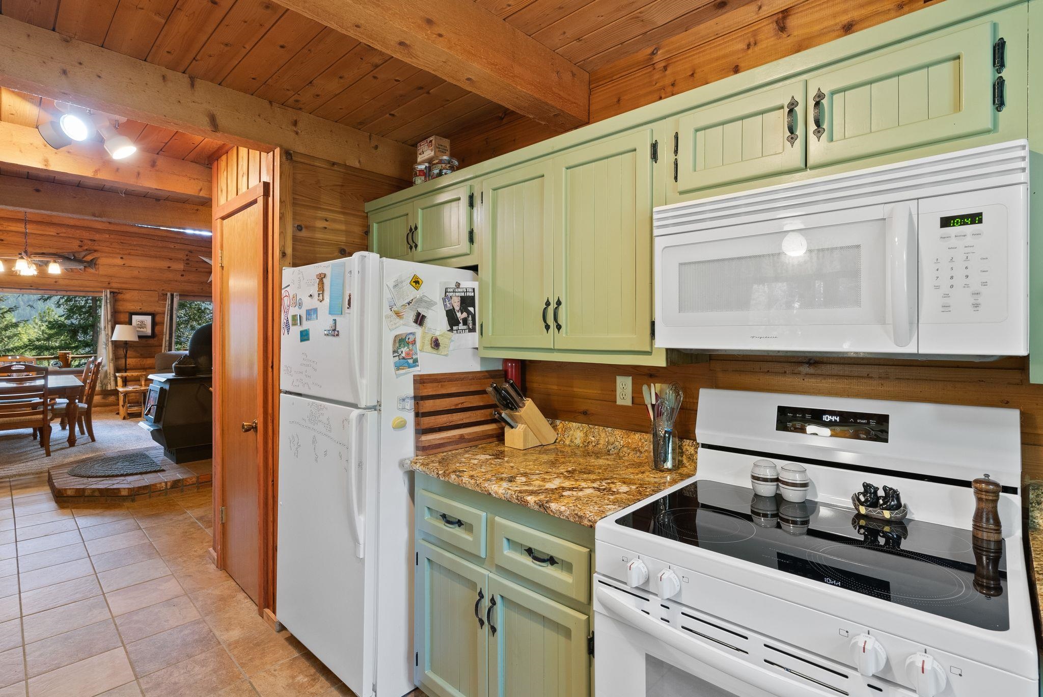 242 Crystal Shores Dr