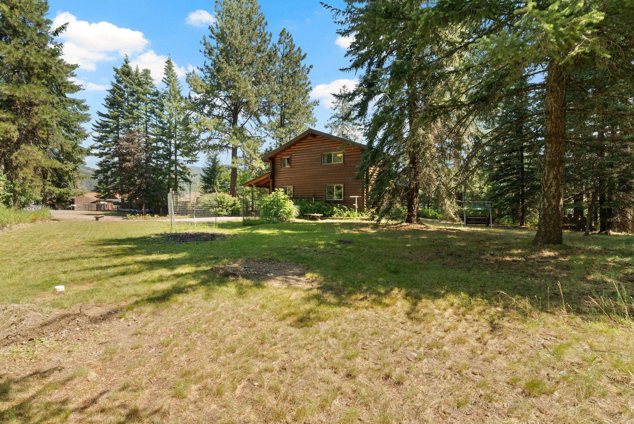 242 Crystal Shores Dr