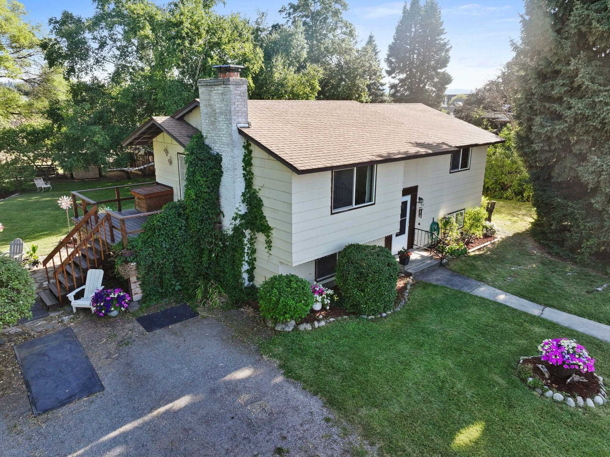 16924 E Broadway Ave