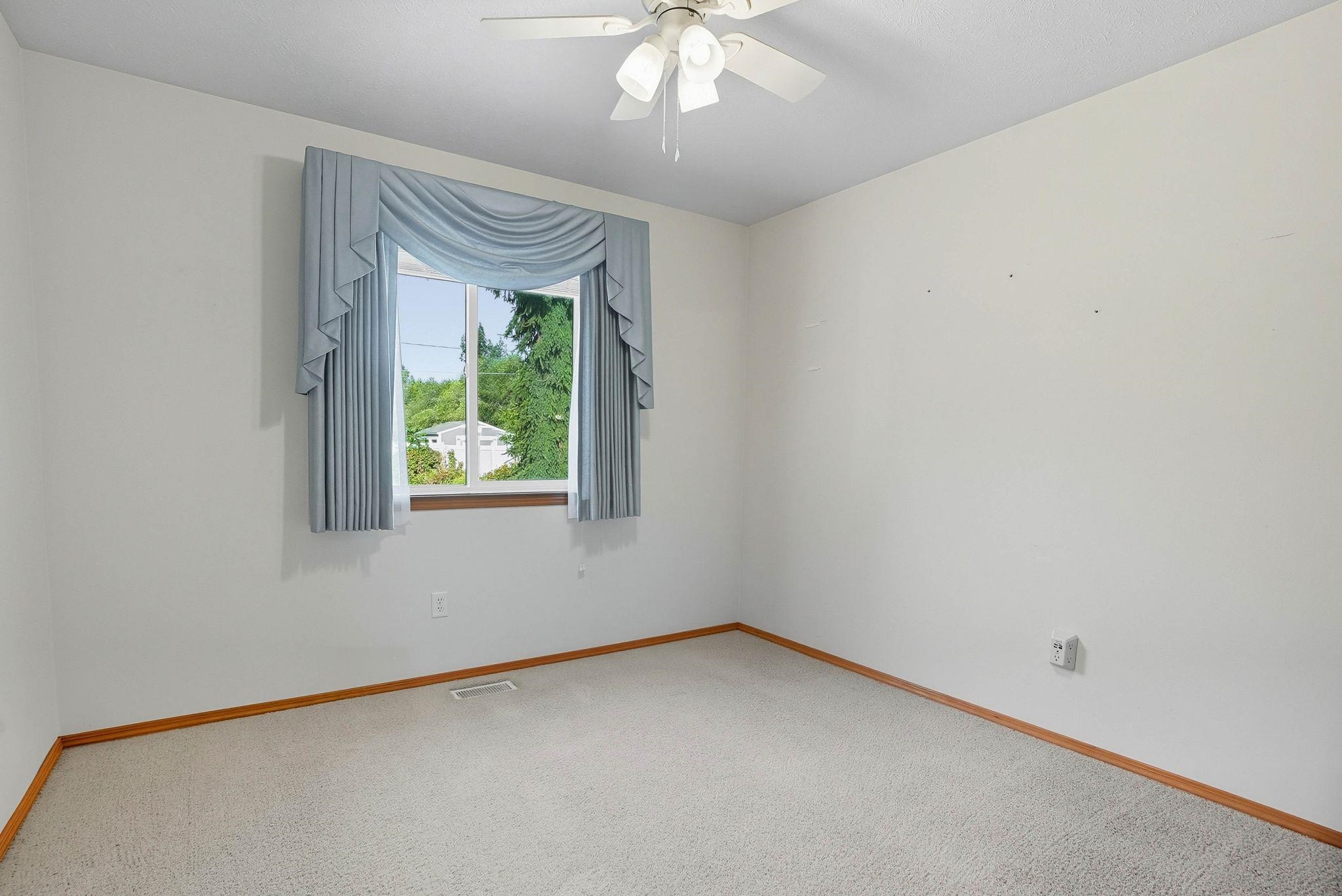 1307 N Pierce Rd