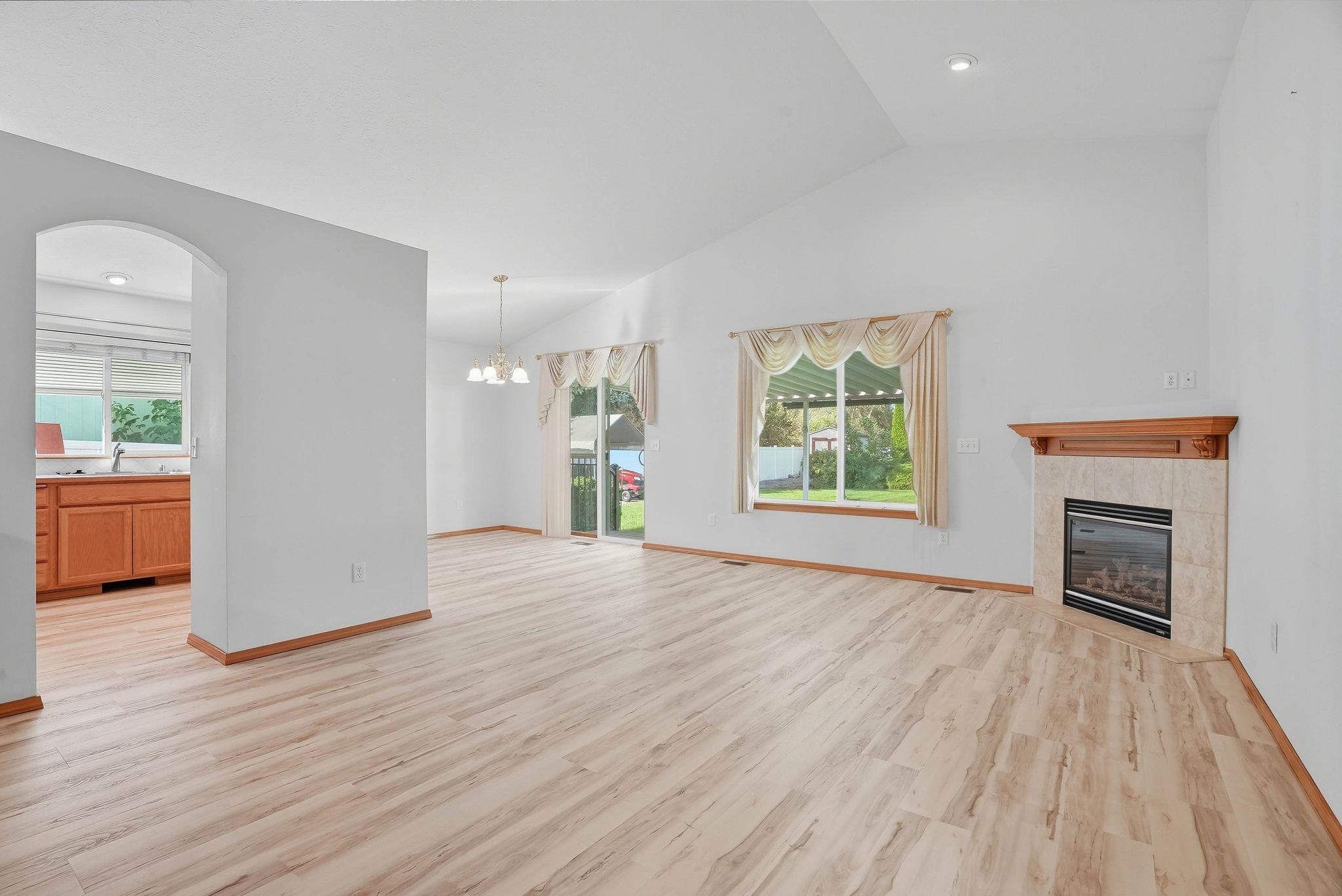 1307 N Pierce Rd