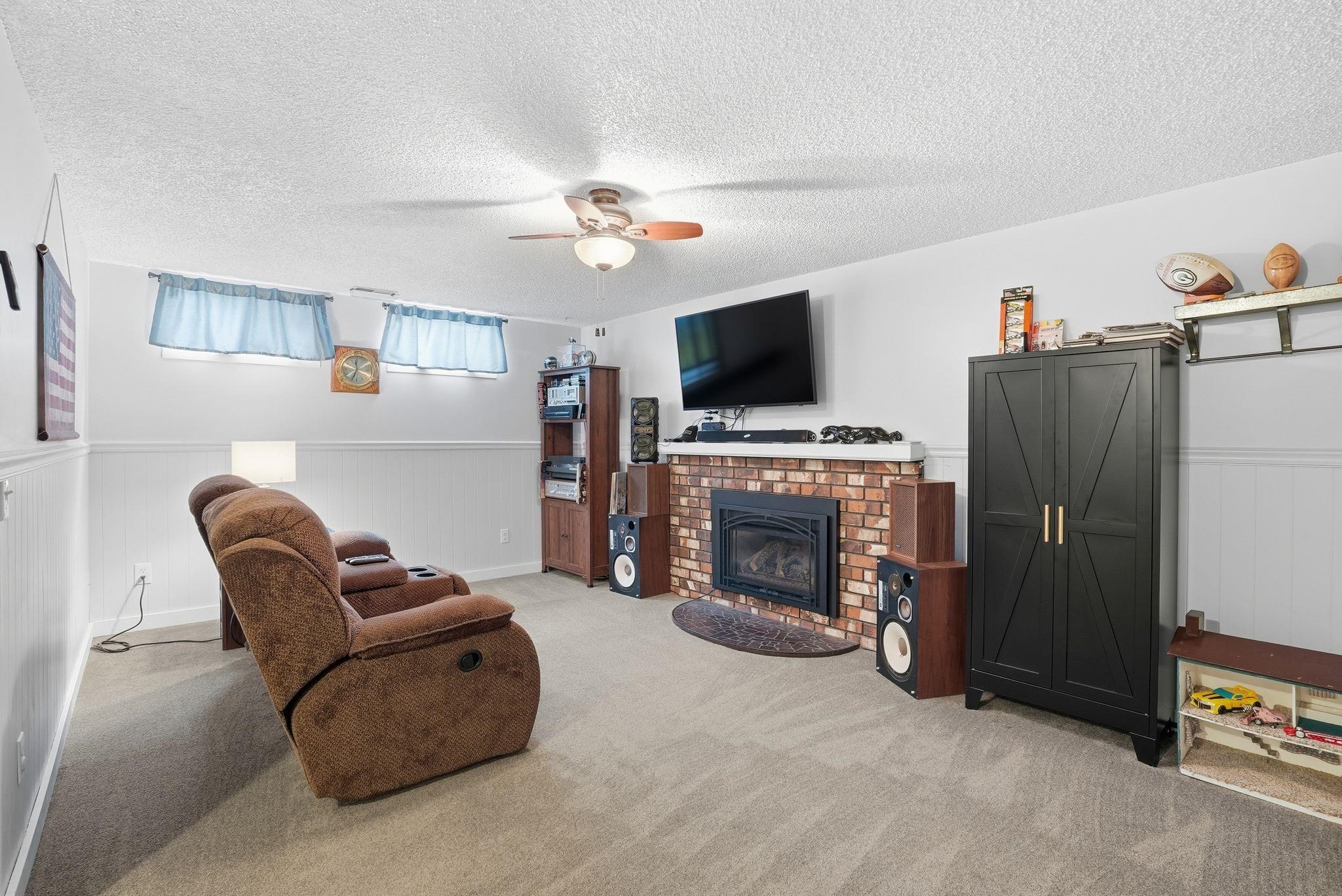 20123 E Micaview Ave