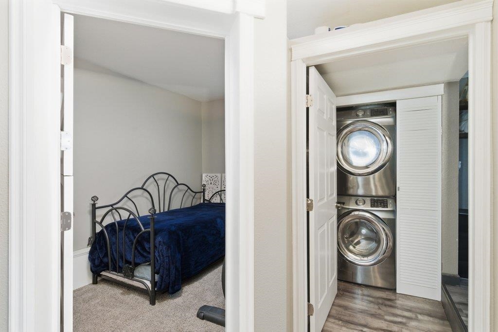 11619 - 11621 Trent Ave