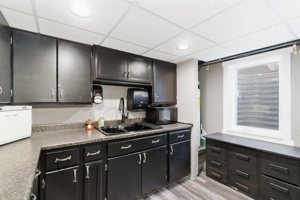 11619 - 11621 Trent Ave