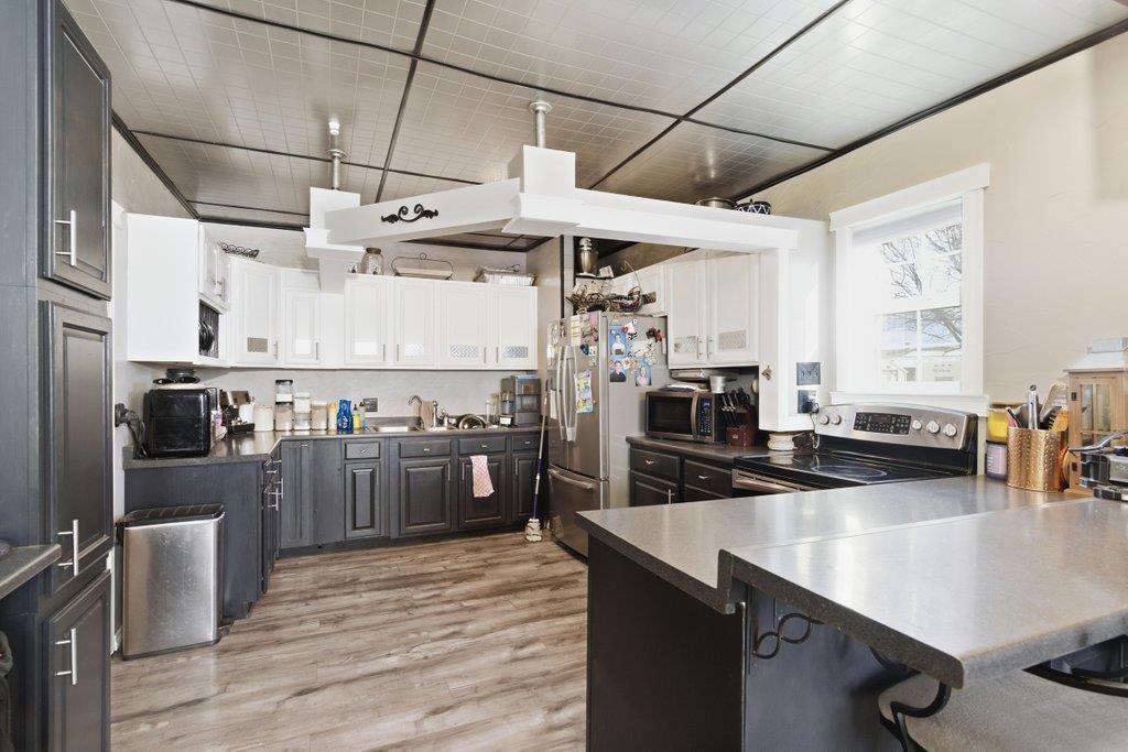 11619 - 11621 Trent Ave