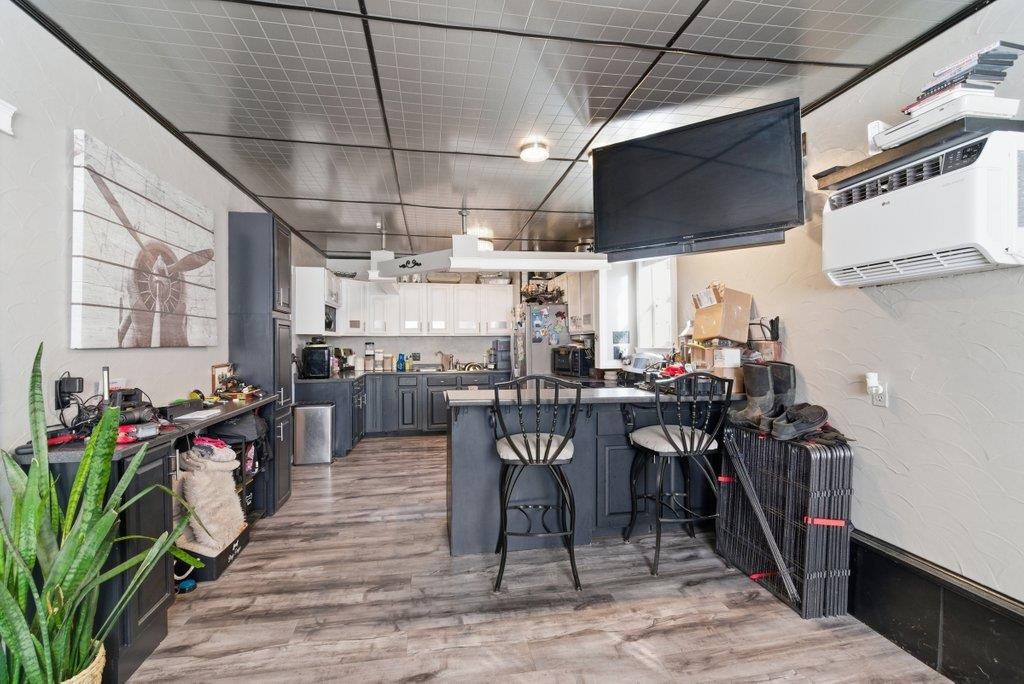 11619 - 11621 Trent Ave