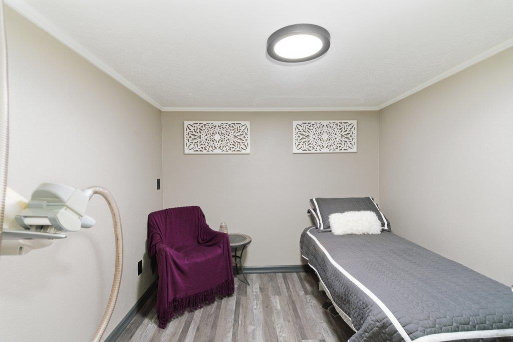 11619 - 11621 Trent Ave