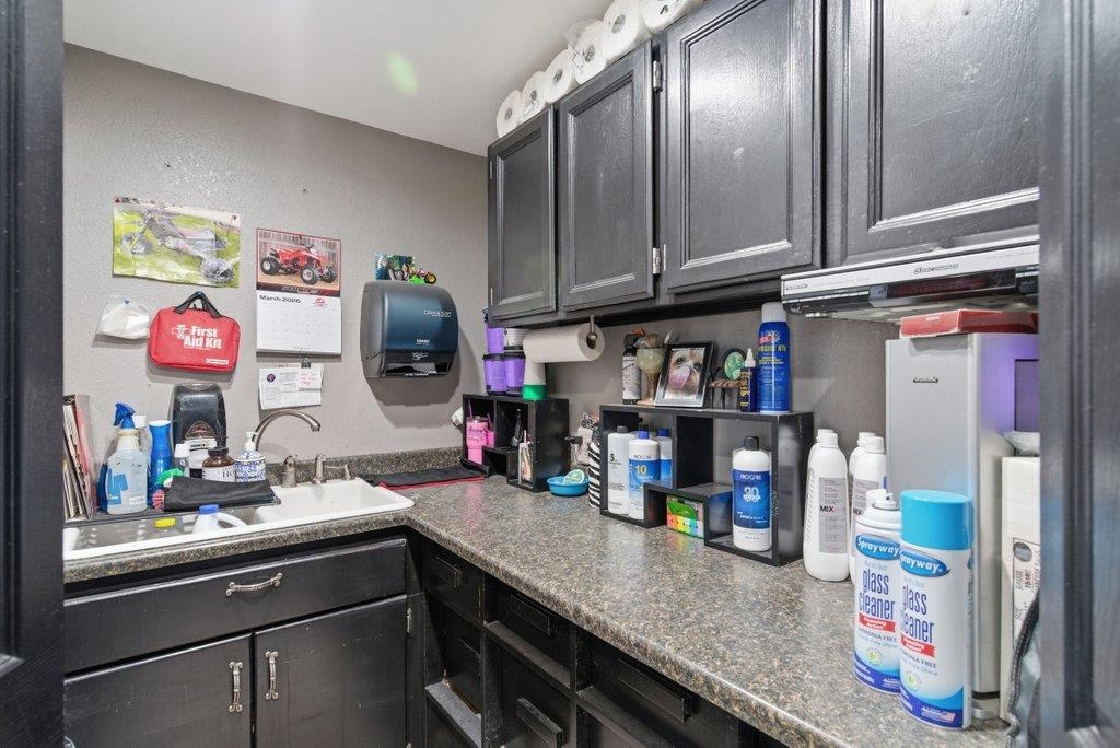 11619 - 11621 Trent Ave