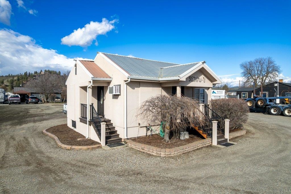 11619 - 11621 Trent Ave