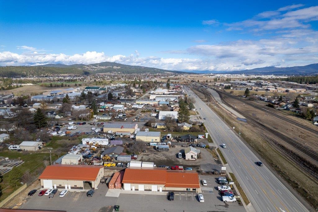 11619 - 11621 Trent Ave