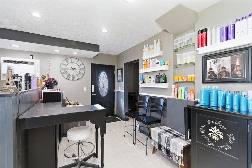 11619 - 11621 Trent Ave