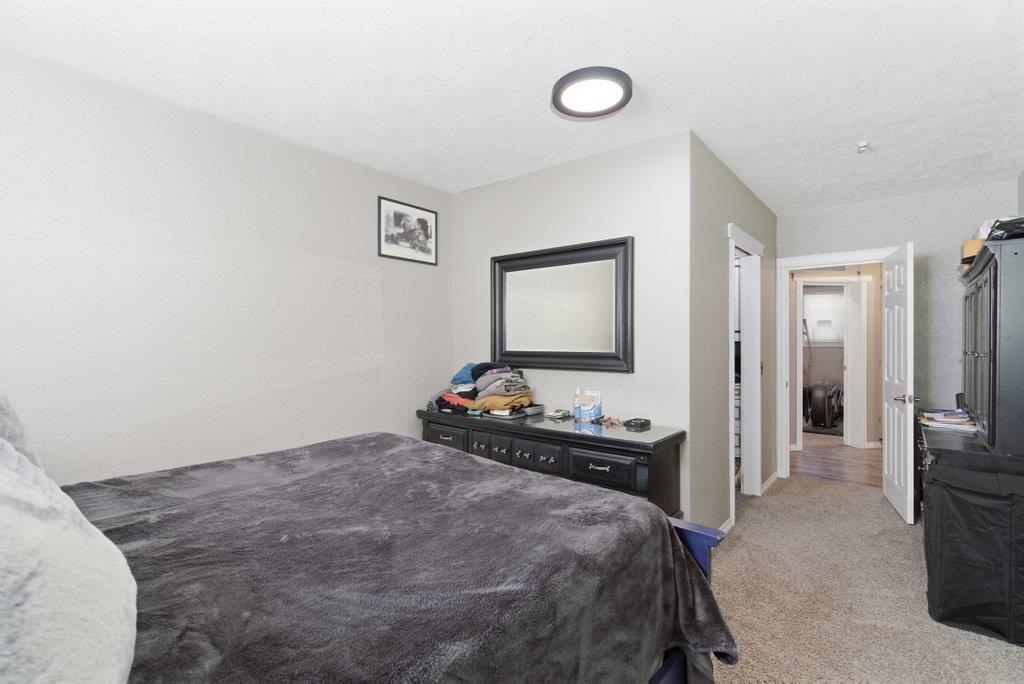 11619 - 11621 Trent Ave