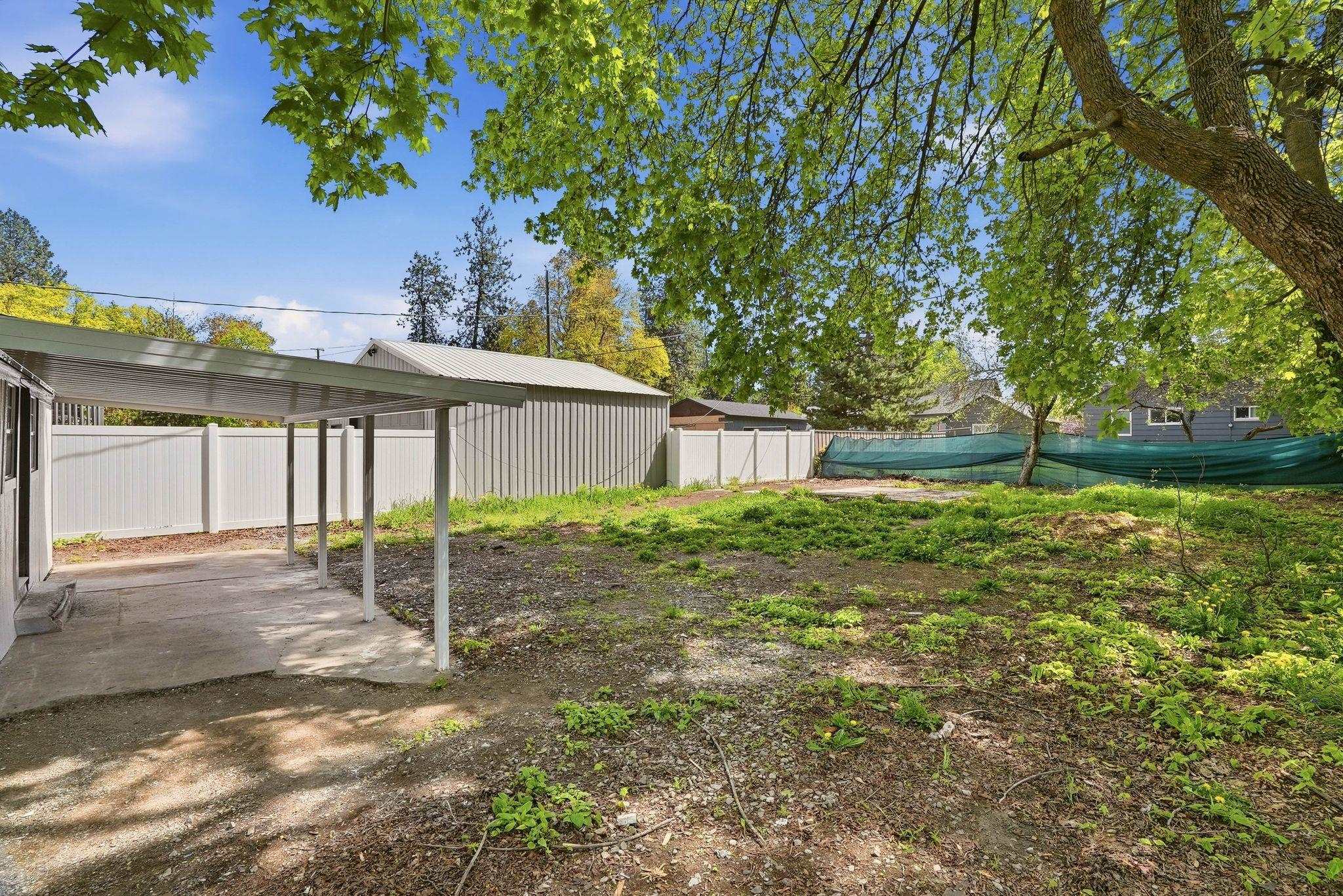 1412 E 36th Ave