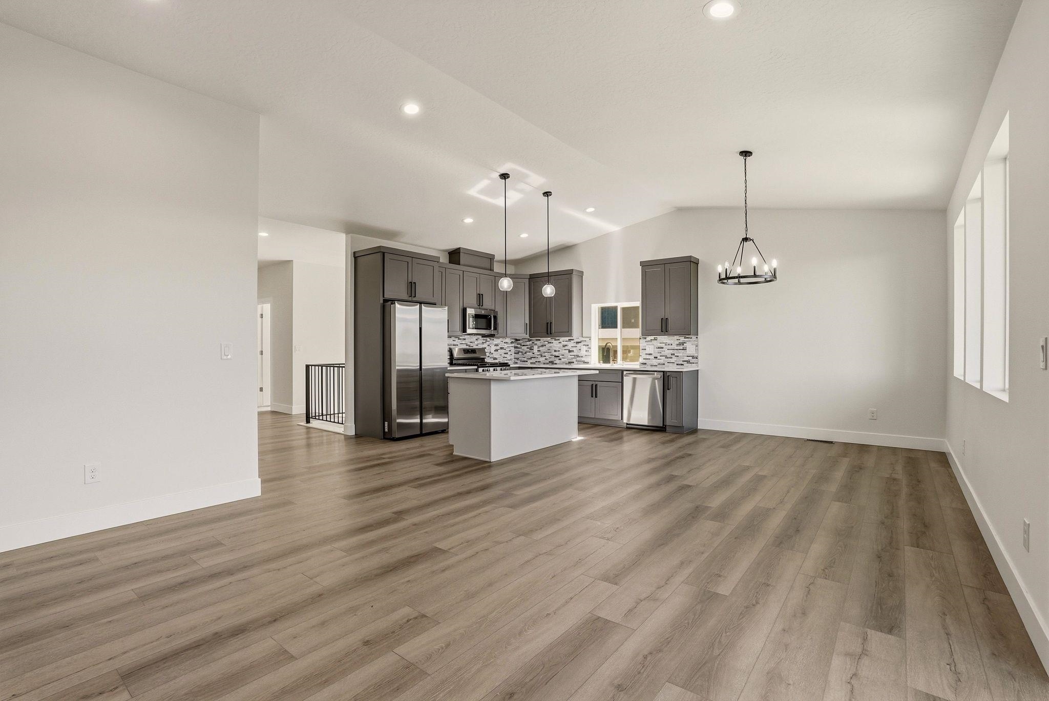 4219 W Tolliver Ct
