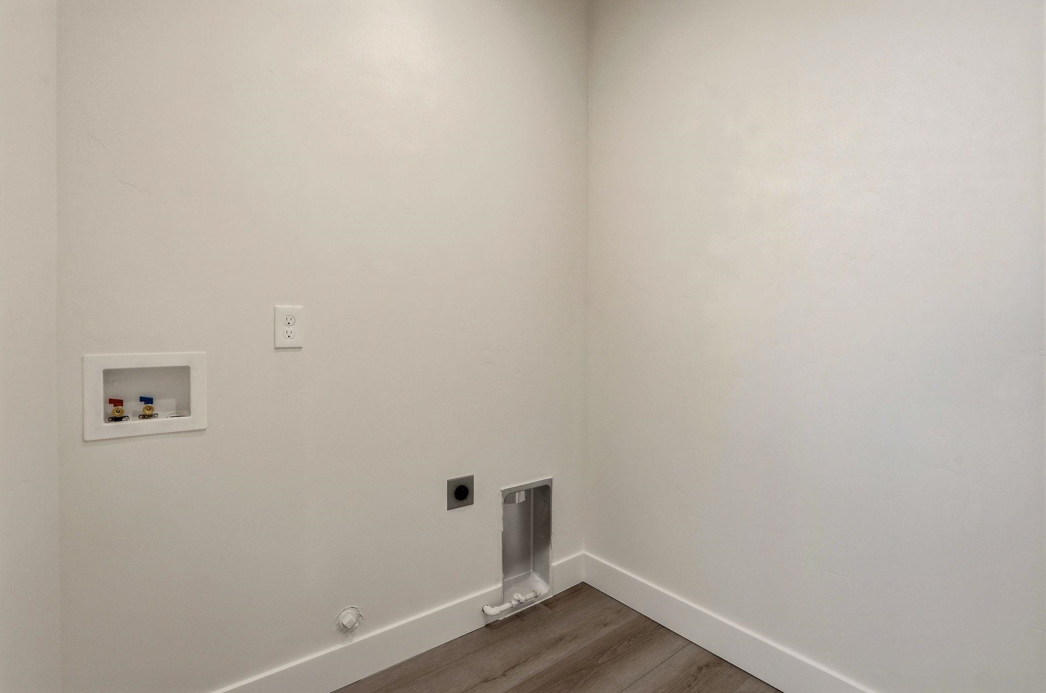 4219 W Tolliver Ct