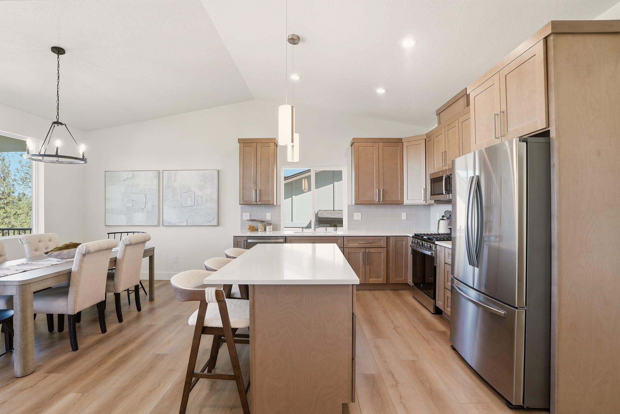 4233 W Tolliver Ct
