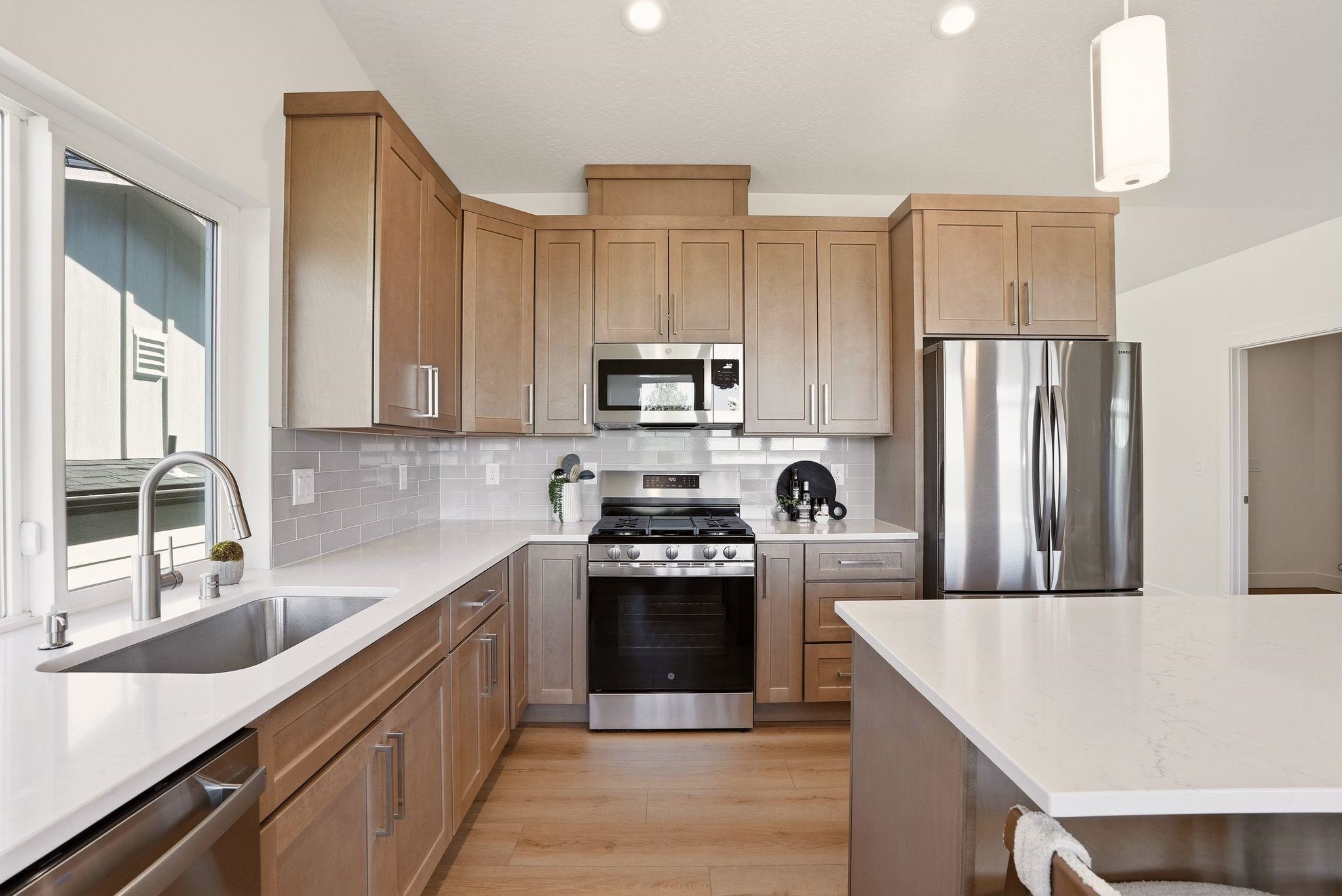 4233 W Tolliver Ct