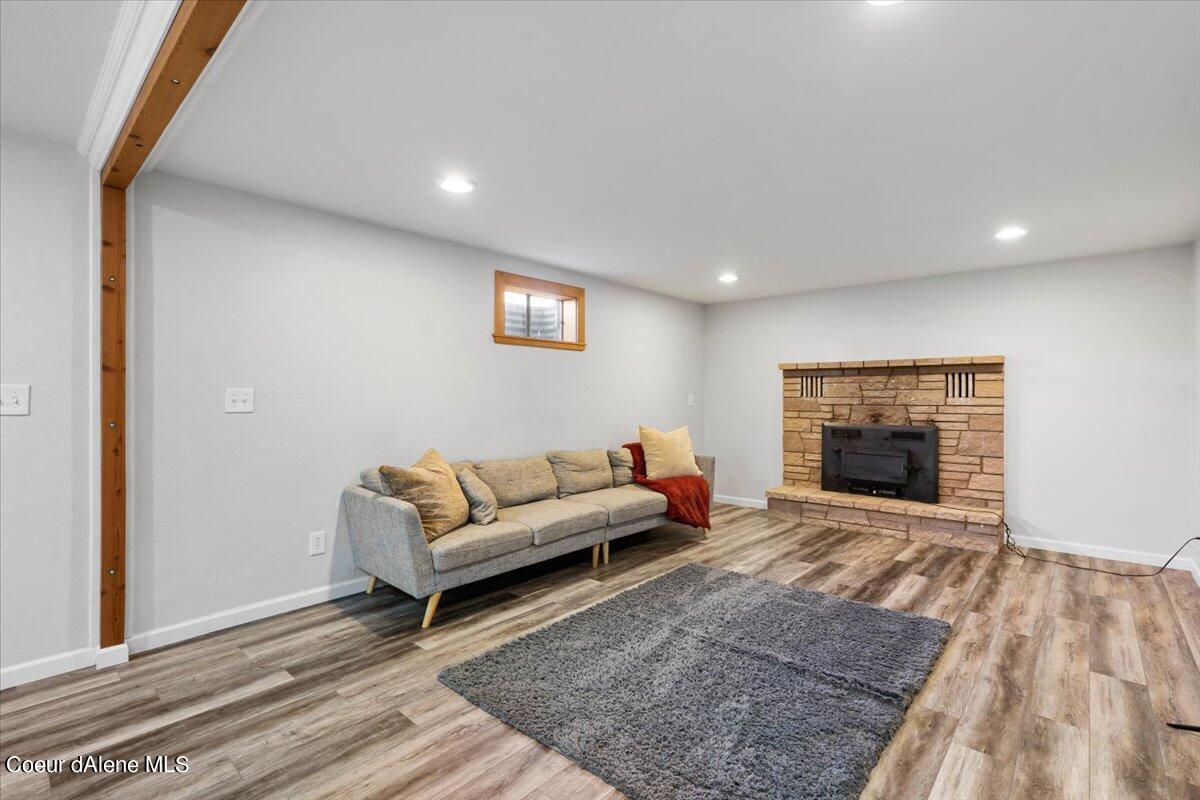 501 Fairview Ave