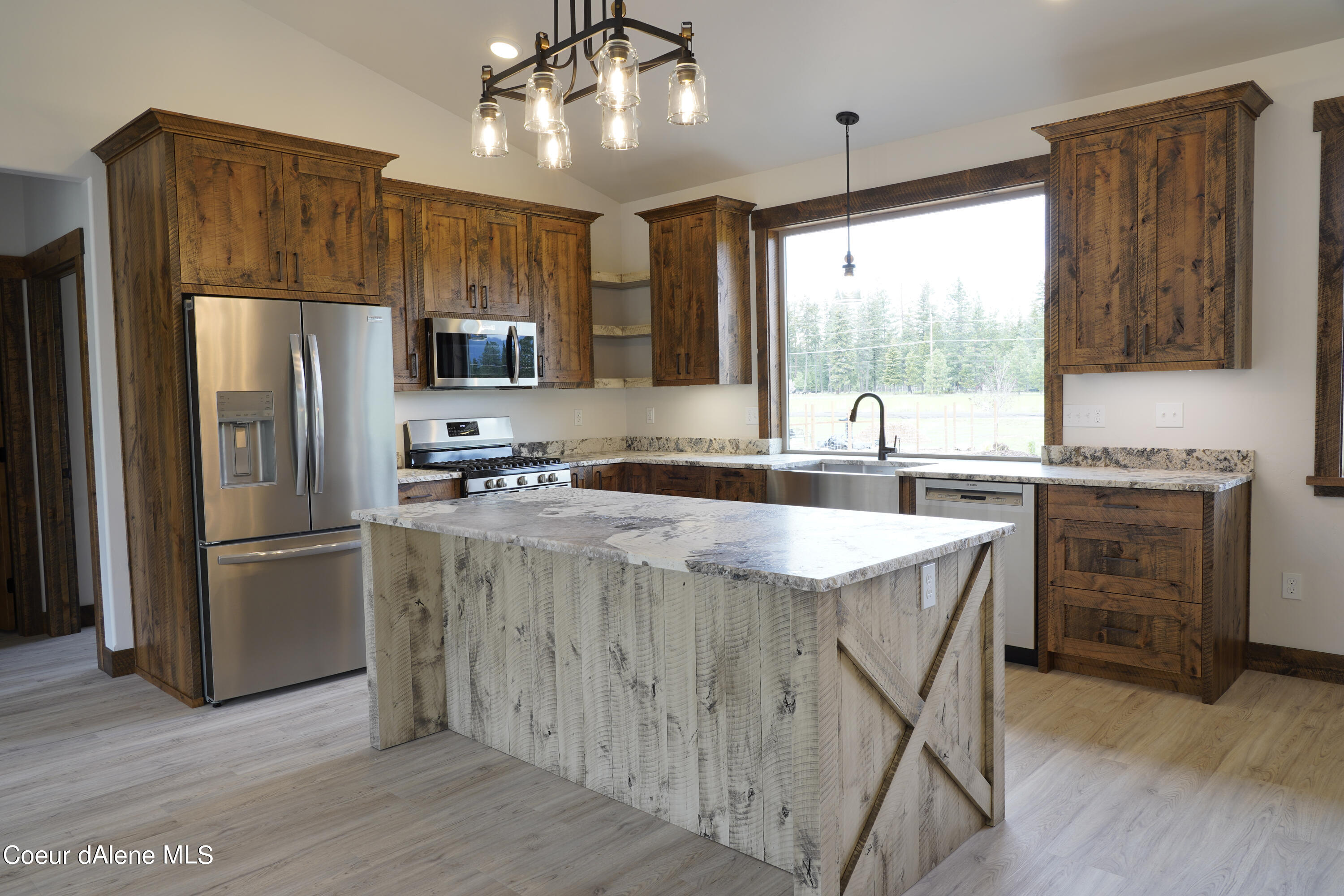 88 Airstrip Rd