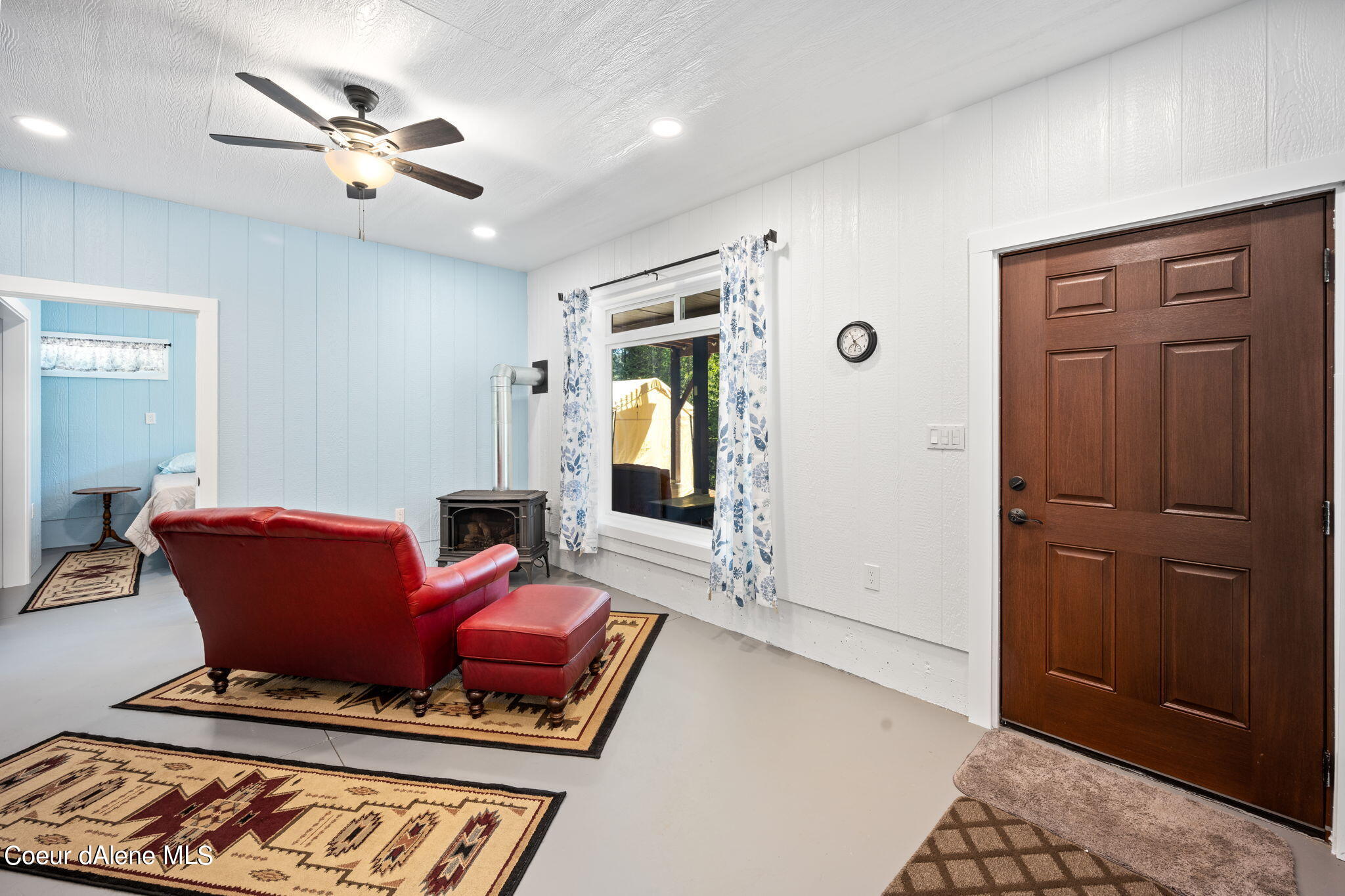 2470 Smith Lake Rd