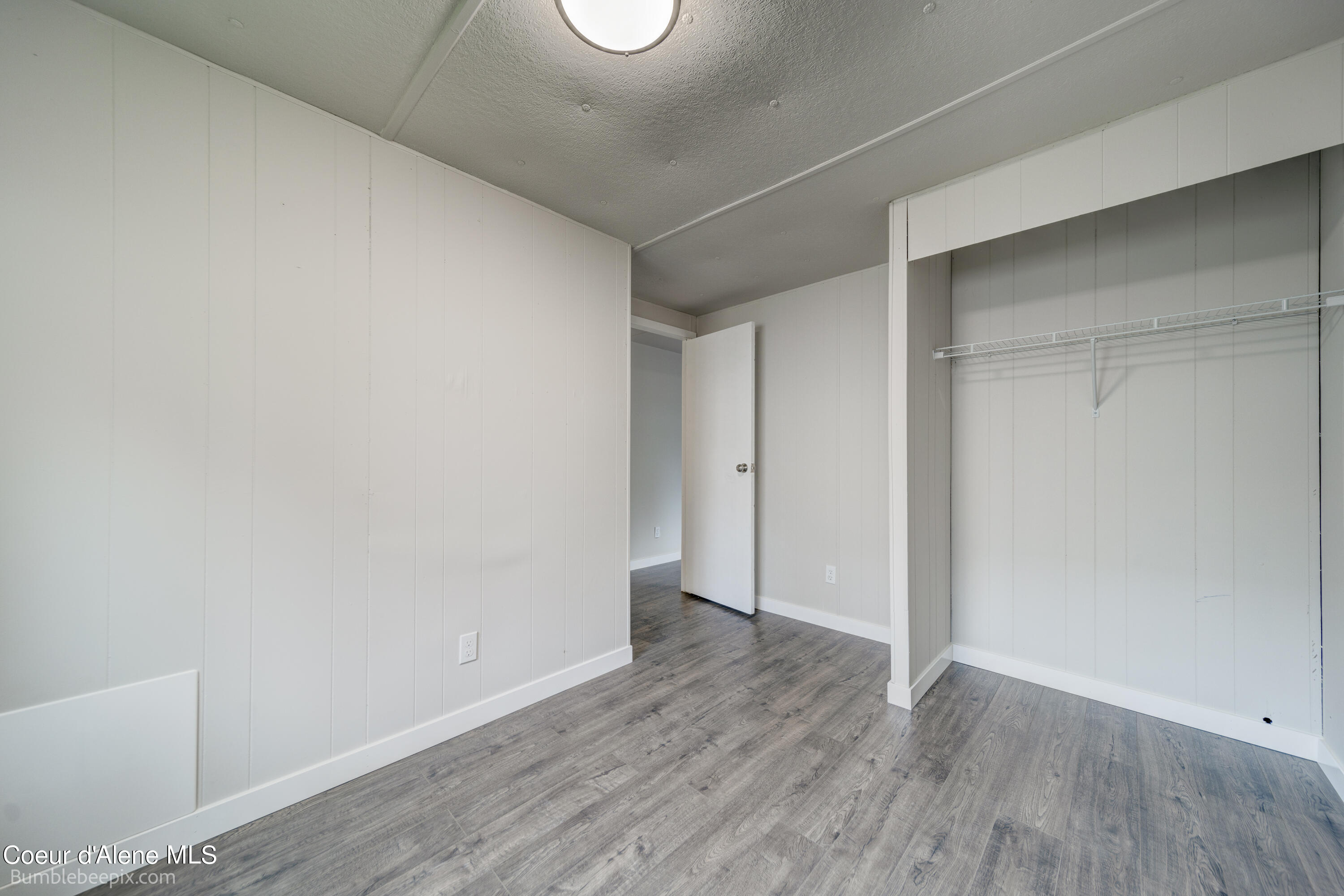 5738 W NEW HAMPSHIRE ST