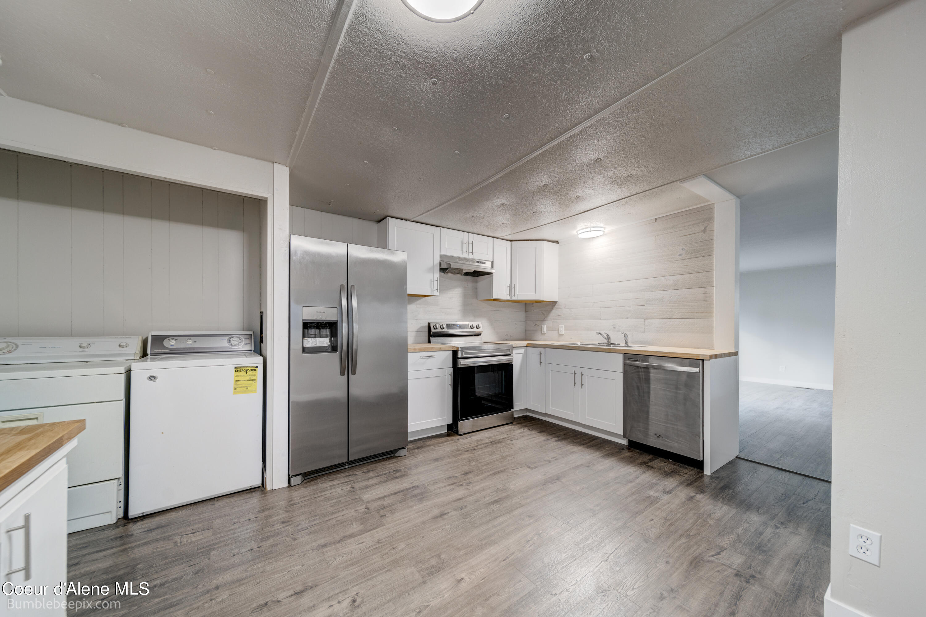 5738 W NEW HAMPSHIRE ST