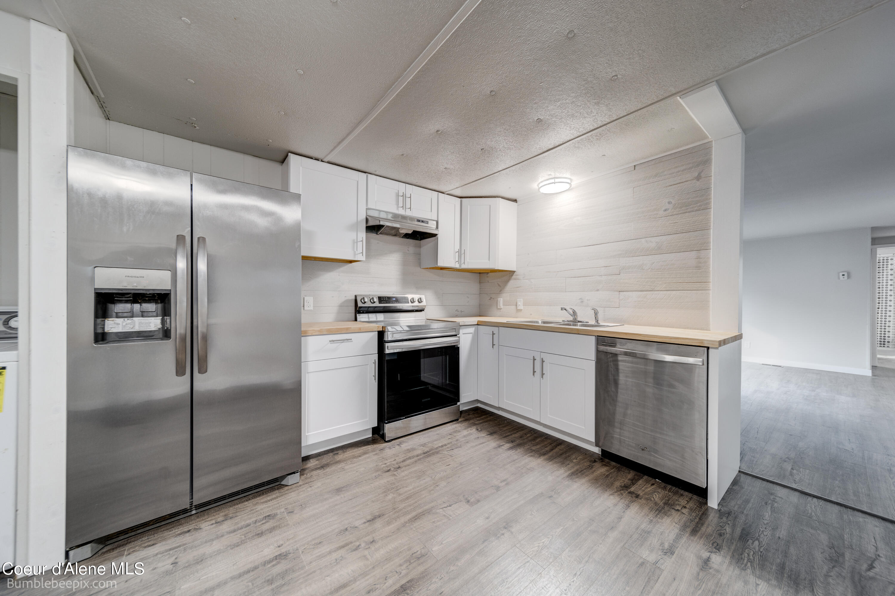 5738 W NEW HAMPSHIRE ST